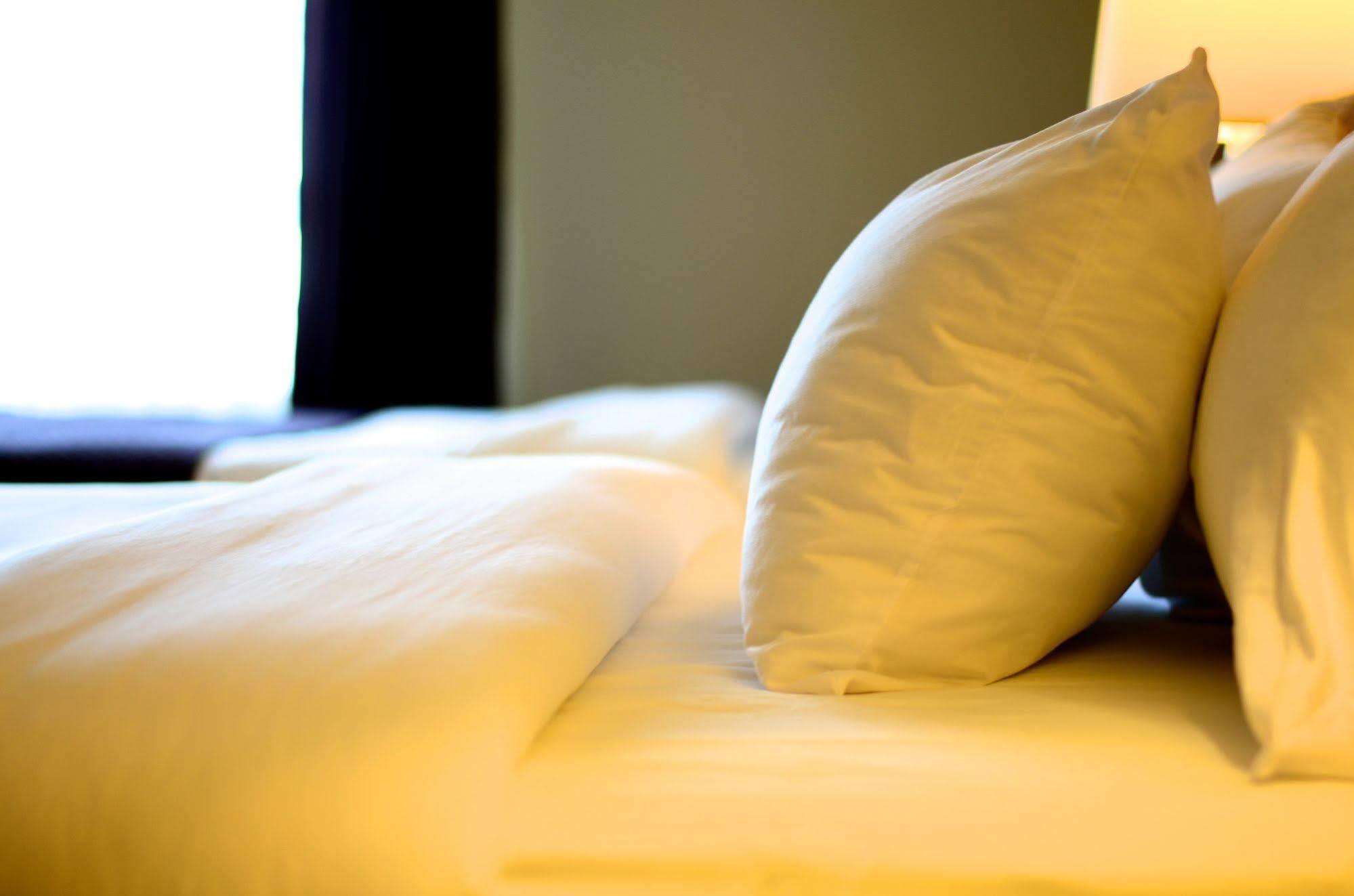 Days Inn & Suites By Wyndham Collingwood Exteriör bild